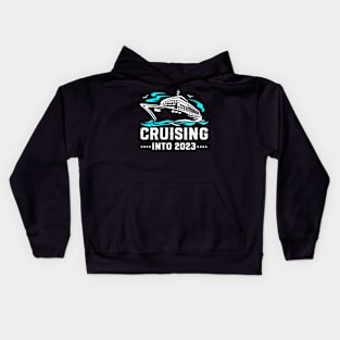 Cruising Into 2023 Yacht Kids Hoodie